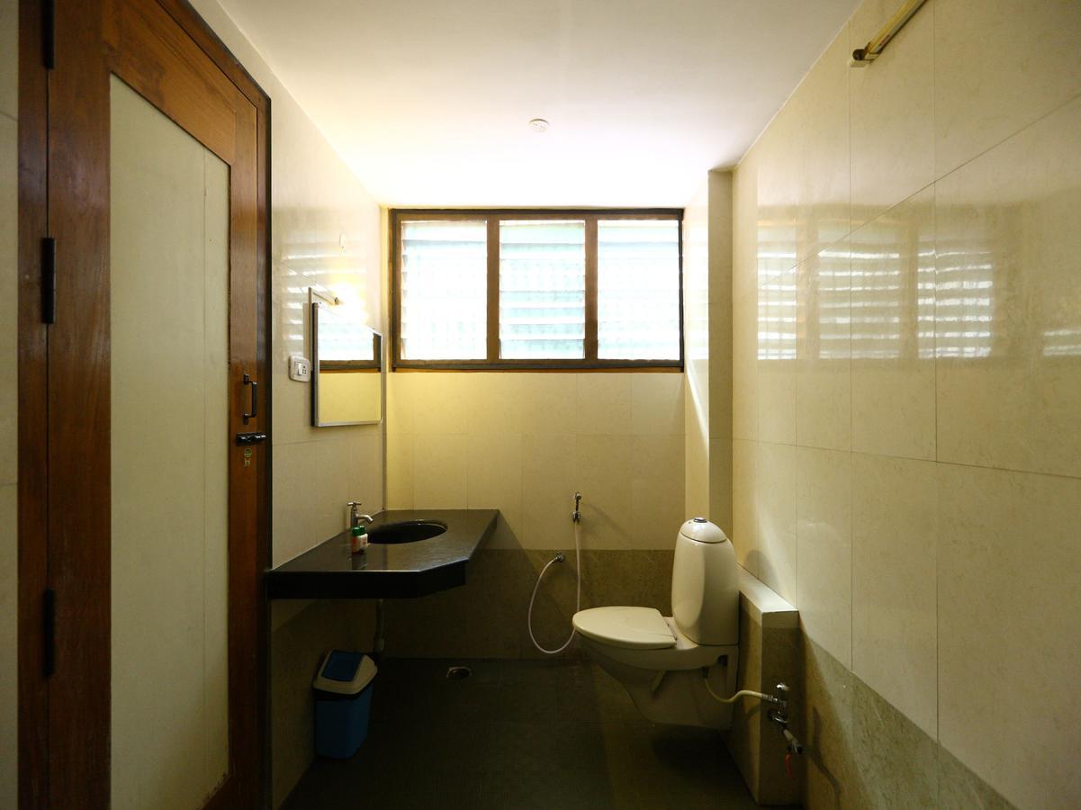 Oyo 7355 Covinille Bed & Breakfast Madurai Exterior foto