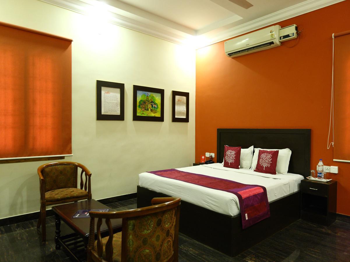 Oyo 7355 Covinille Bed & Breakfast Madurai Exterior foto