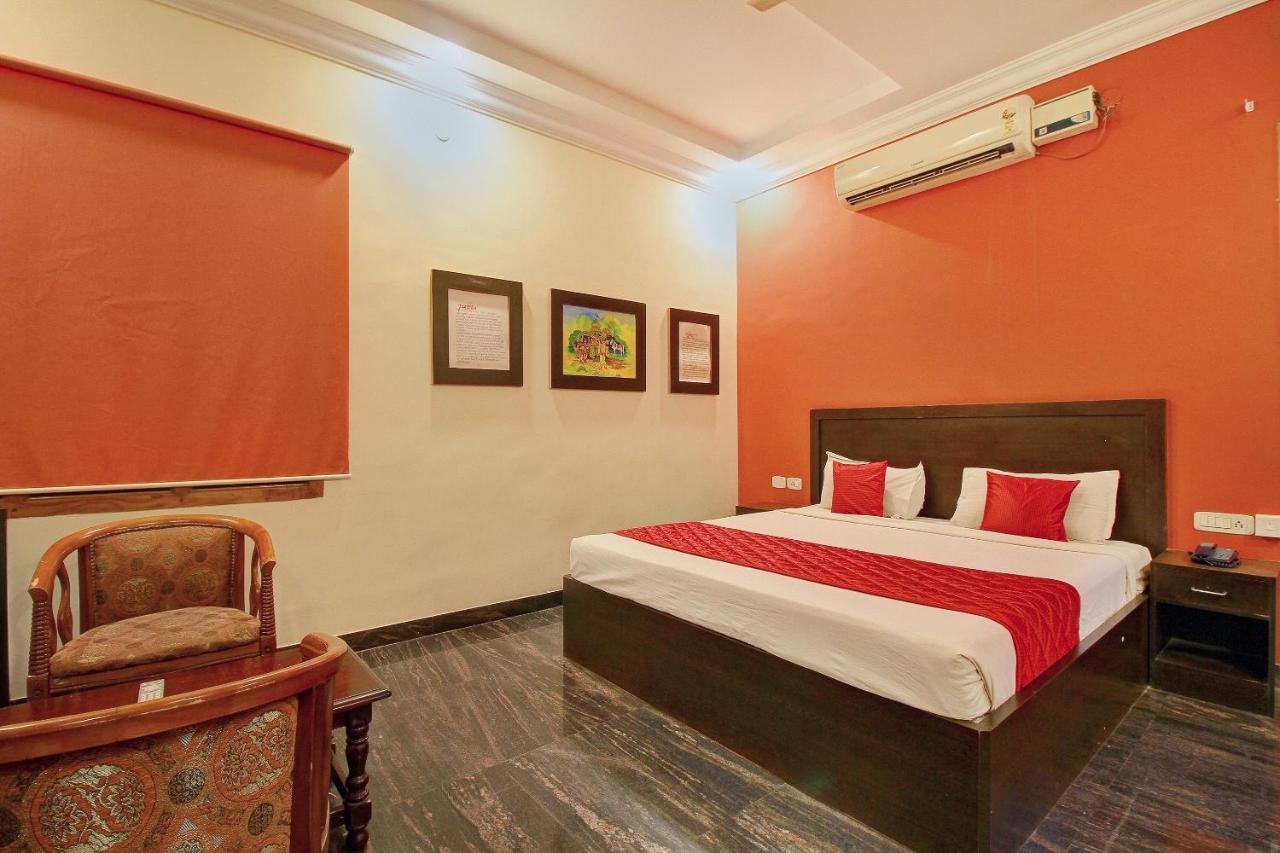Oyo 7355 Covinille Bed & Breakfast Madurai Exterior foto