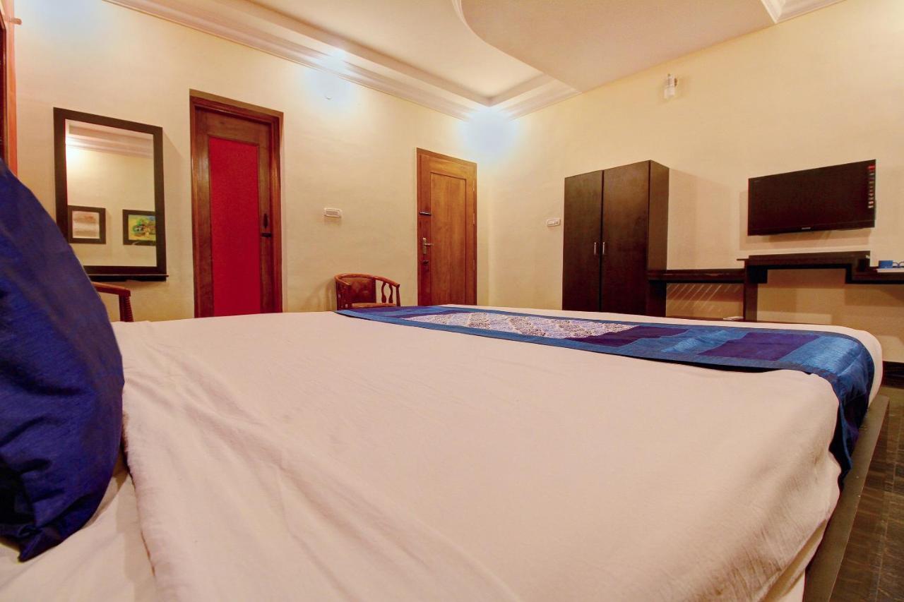 Oyo 7355 Covinille Bed & Breakfast Madurai Exterior foto